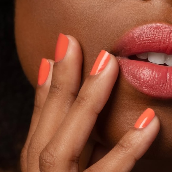 Lean Mean Tangerine 💅✨ Color STREET NEW Sealed Long Lasting Nail Polish Strips - Picture 1 of 3
